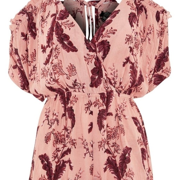 Topshop Floral Cold Shoulder Playsuit Size 4-6 RU - Picture 3 of 4